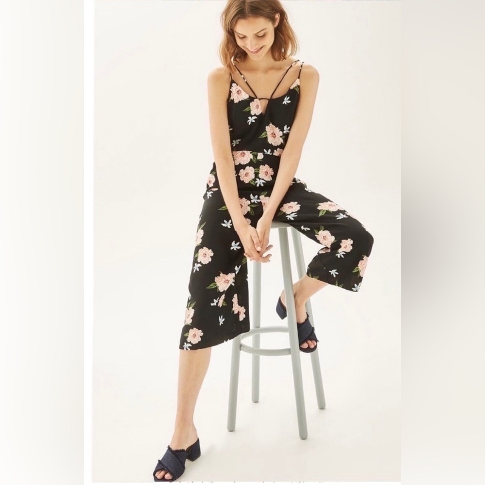 Topshop US2 Black Strappy Floral Jumpsuit